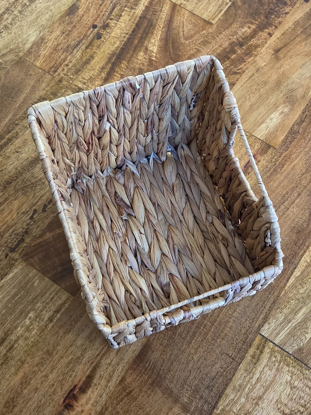New Handwoven Water Hyacinth Storage Basket